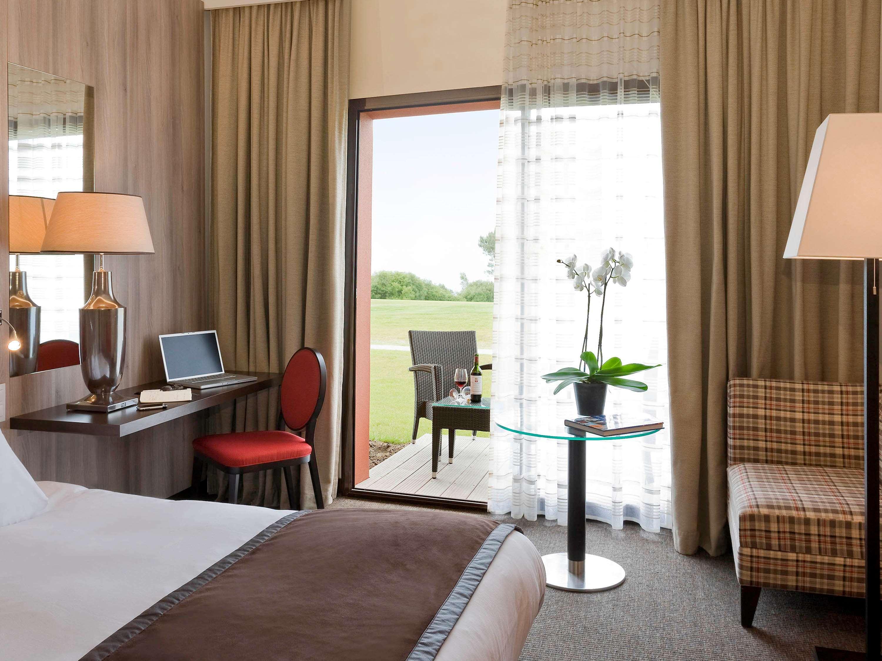 Cabot Hotel Bordeaux - Mgallery Collection Le Pian-Médoc מראה חיצוני תמונה