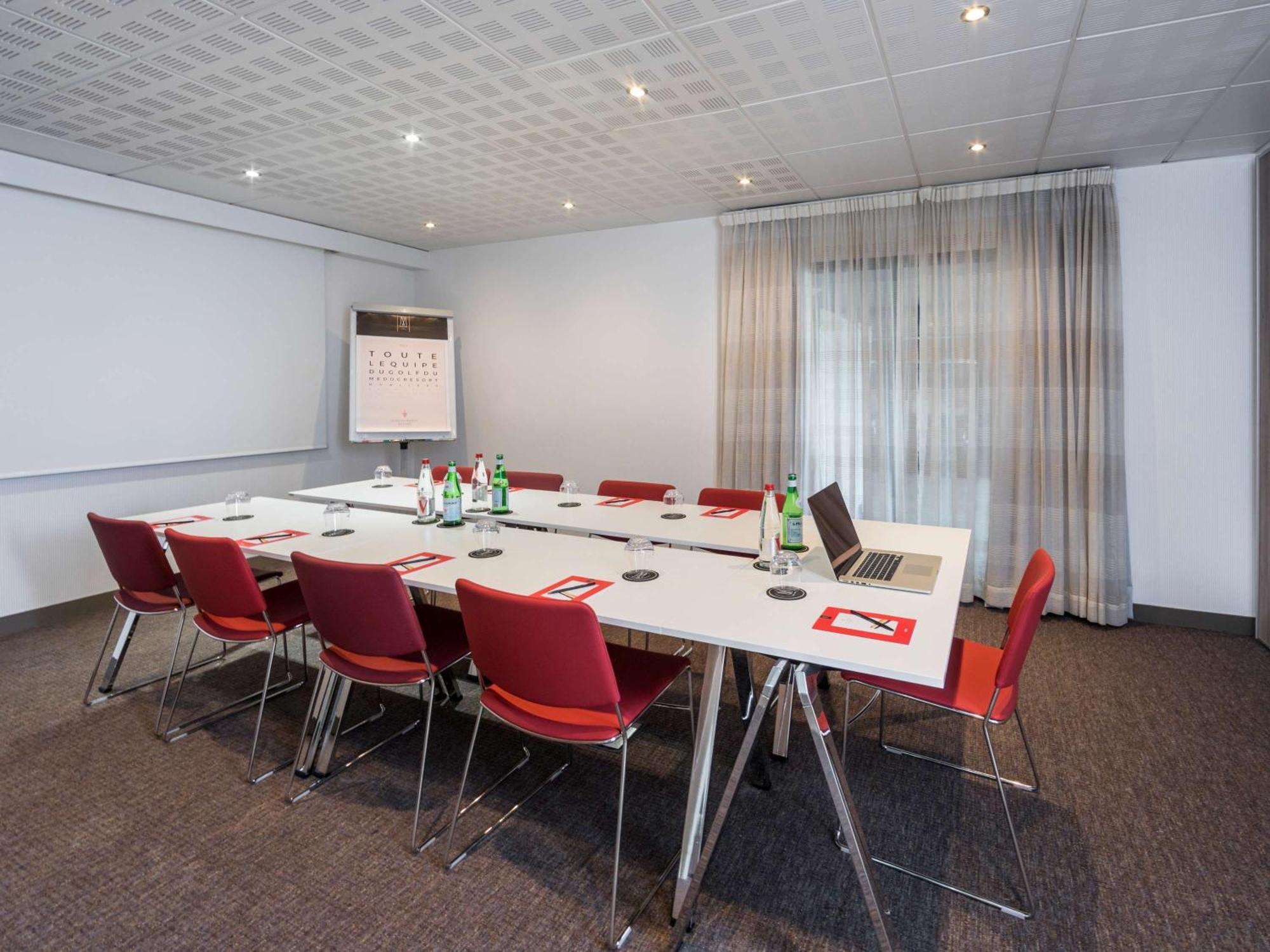 Cabot Hotel Bordeaux - Mgallery Collection Le Pian-Médoc מראה חיצוני תמונה